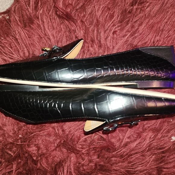 Tory Burch Travel Loafers - Picture 3 of 5